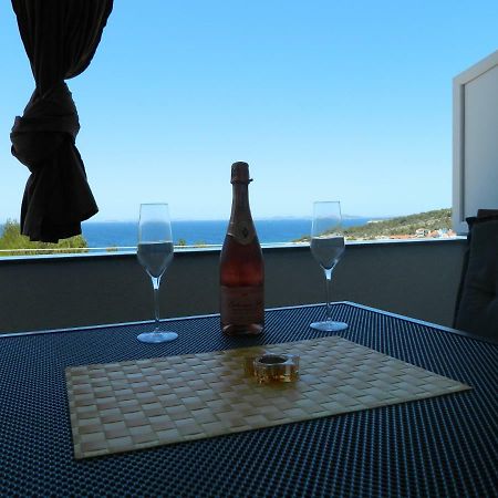Apartmani Petra Primošten Eksteriør bilde