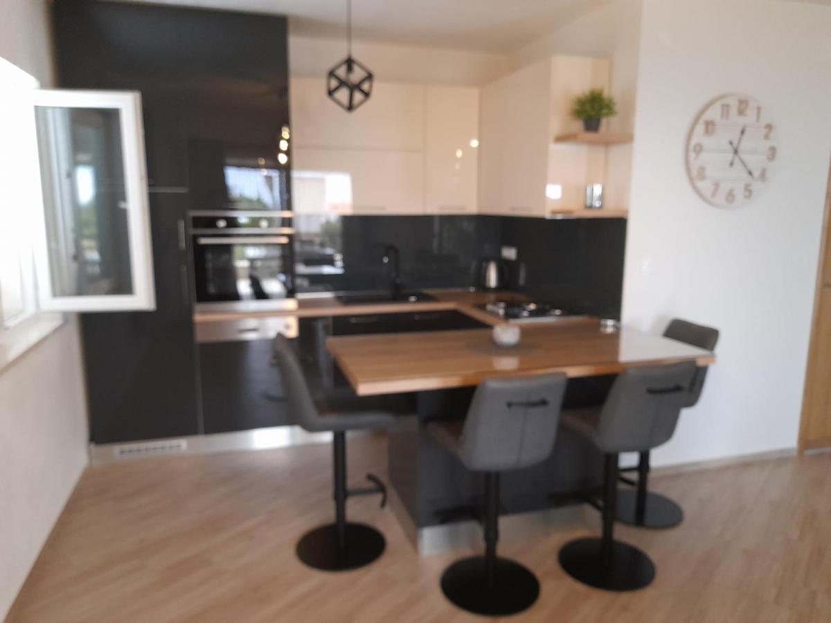 Apartmani Petra Primošten Eksteriør bilde
