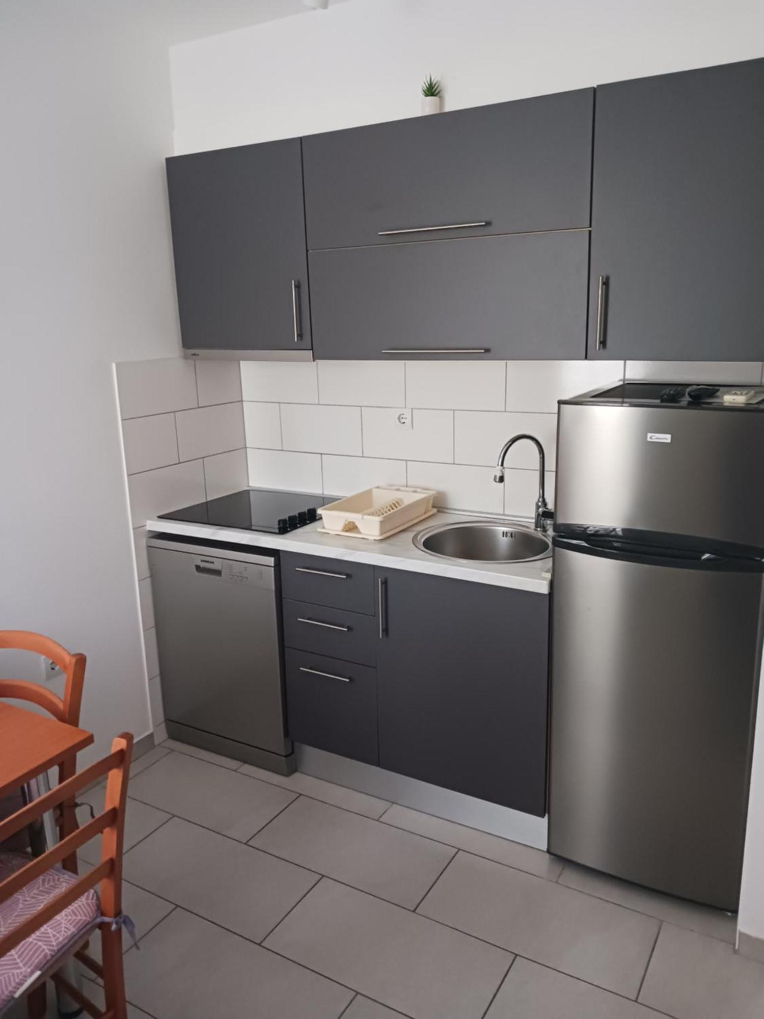 Apartmani Petra Primošten Eksteriør bilde
